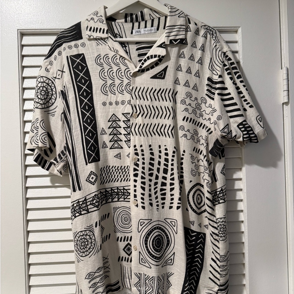 Zara Black and White Geometric Men's Shirt